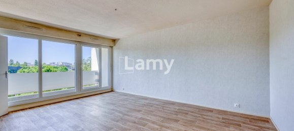 3غرفة شقة في Lormont, France رقم 279336 8