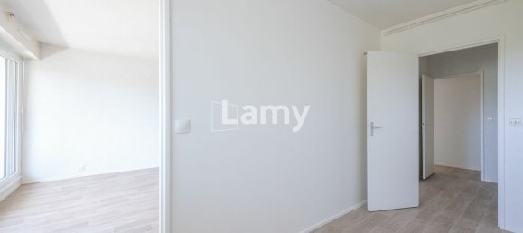 3غرفة شقة في Lormont, France رقم 279336 10