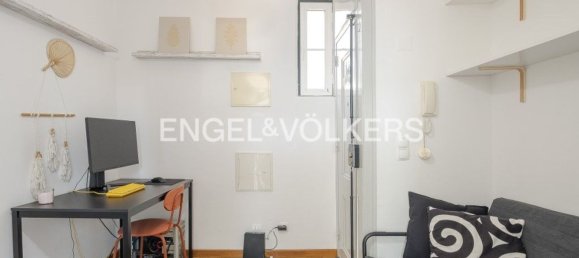 Studio in Lisbon, Portugal No. 14610 10