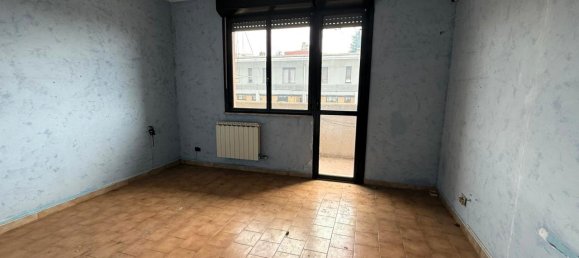 4-Zimmer Wohnung in Legnano, Italy, Nr. 13191 6