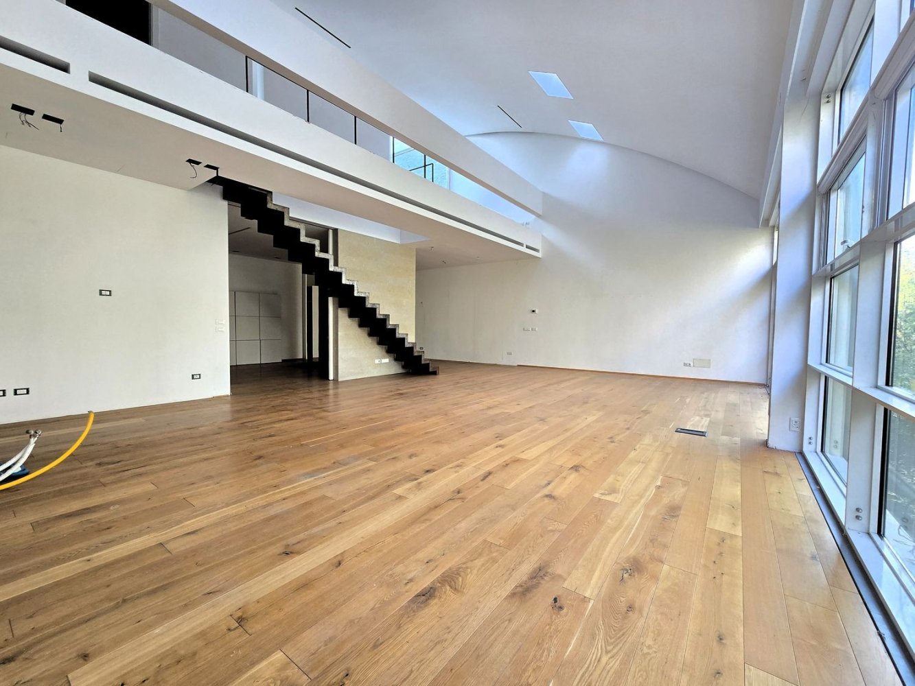 3 rooms Apartment in Milan, Italy No. 314214