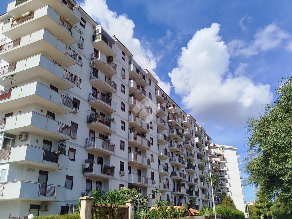 2 chambres Appartement à Palermo, Italy No. 347377