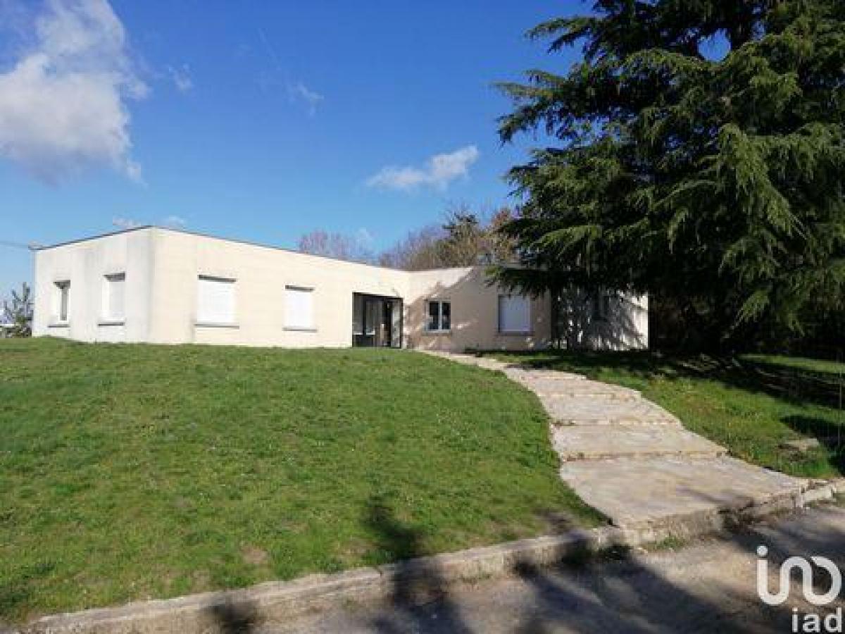 Fabrik in Ballainvilliers, France 450m², Nr. 17579