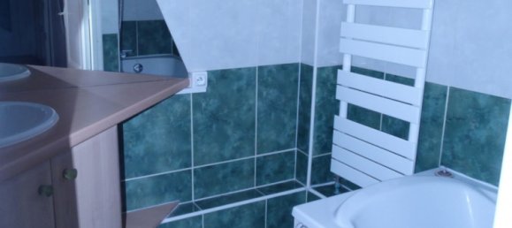 4 rooms House in La Bassee, France No. 159212 11