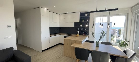 Apartamento de 2 dormitorios en Pula, Croatia No. 222 9