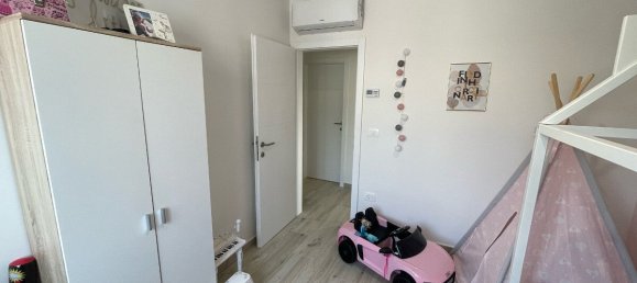 Apartamento de 2 dormitorios en Pula, Croatia No. 222 17