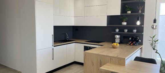 Apartamento de 2 dormitorios en Pula, Croatia No. 222 8