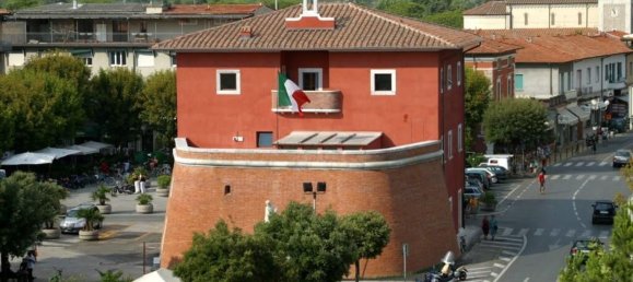 Villa de 7 divisões em Forte dei Marmi, Italy N.º 139613 8