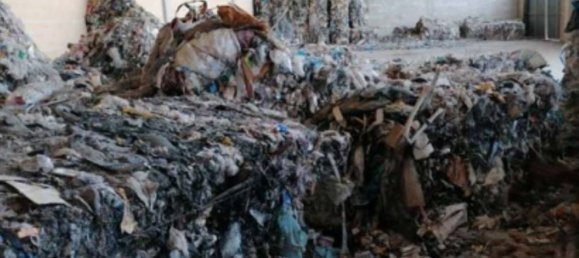 Entrepôt à San Severo, Italy 965m² No. 379110 6