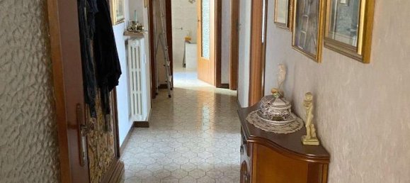 3 rooms Apartment in Villadossola, Italy No. 38013 10