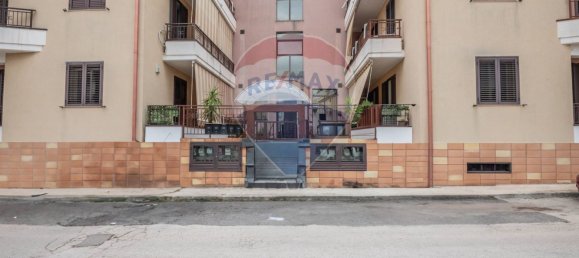 Apartamento de 2 dormitorios en Floridia, Italy No. 144200 2