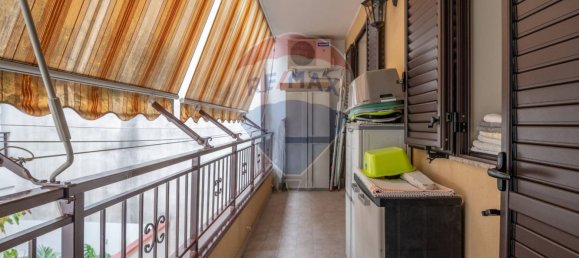 Apartamento de 2 dormitorios en Floridia, Italy No. 144200 28