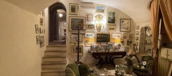 8-salle Appartement à Piacenza, Italy No. 27052 20