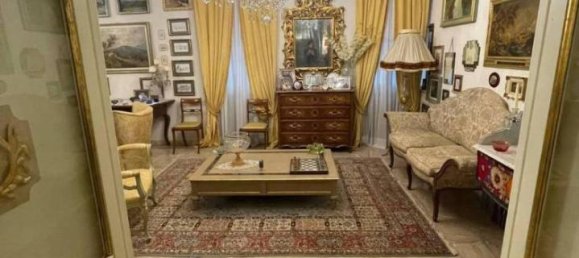 8-salle Appartement à Piacenza, Italy No. 27052 15