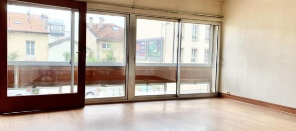 Квартира с 3 спальнями в Нанси, Франция № 310443 4