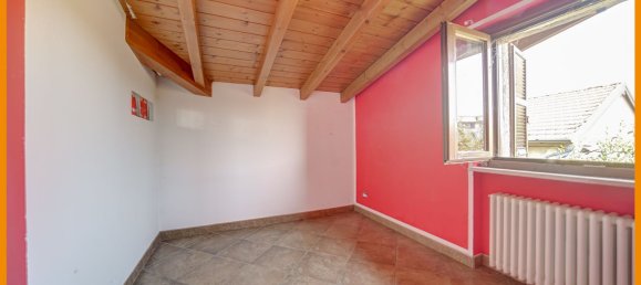 Вилла с 5 комнатами в Кастильоне Олона, Италия № 312021 19