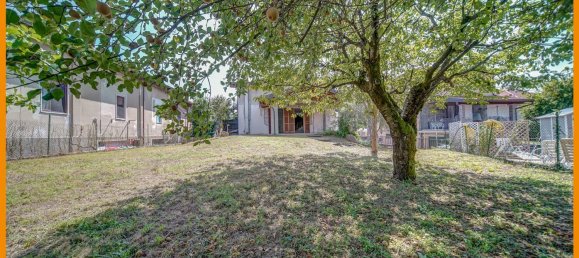 Вилла с 5 комнатами в Кастильоне Олона, Италия № 312021 42