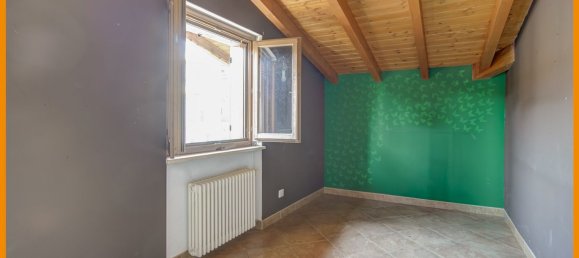 Вилла с 5 комнатами в Кастильоне Олона, Италия № 312021 26