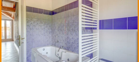 Вилла с 5 комнатами в Кастильоне Олона, Италия № 312021 28