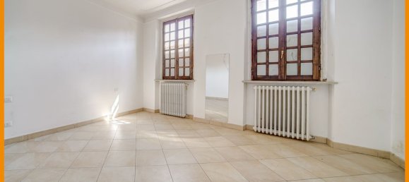 Вилла с 5 комнатами в Кастильоне Олона, Италия № 312021 11