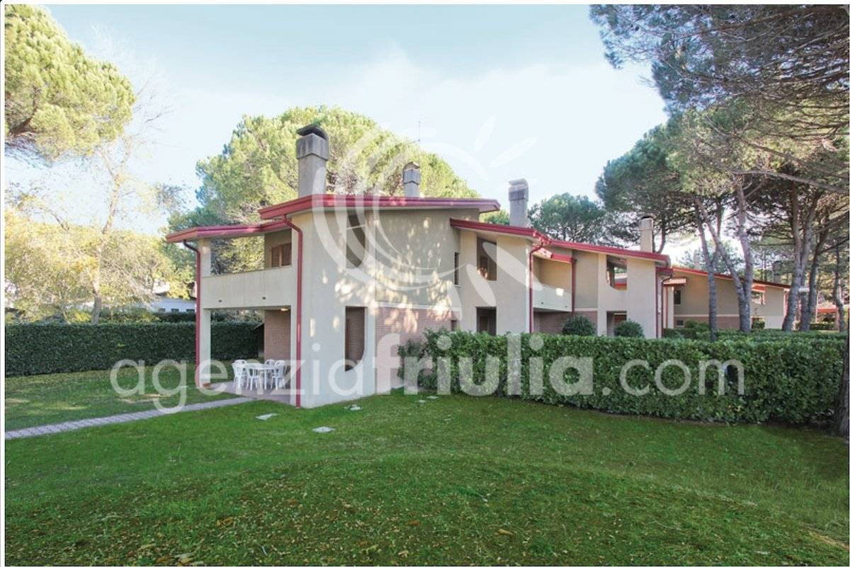 2 bedrooms Villa in Udine, Italy No. 158163