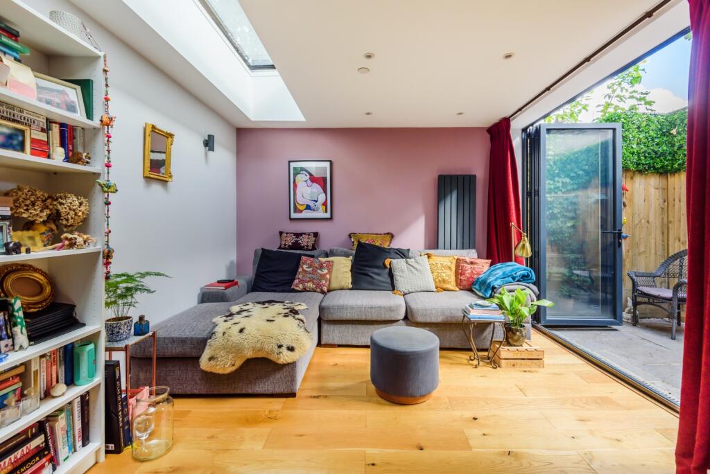 1 bedroom Apartment in London, United Kingdom No. 7625