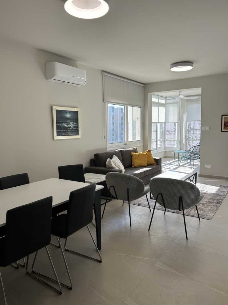 Apartamento T3 em Agios Tychonas, Cyprus N.º 19671