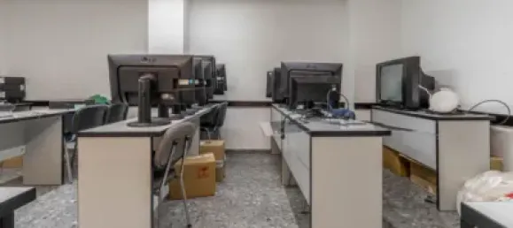 156m² Commercial property in Granada, Spain No. 174595 24