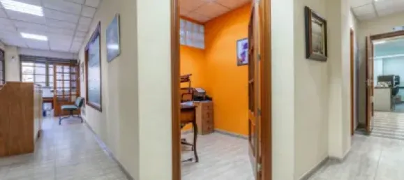 156m² Commercial property in Granada, Spain No. 174595 14