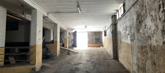  مرآب في Casoria, Italy 500متر مربع رقم 132263 7