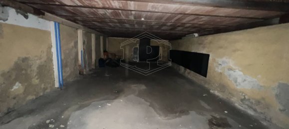  مرآب في Casoria, Italy 500متر مربع رقم 132263 17