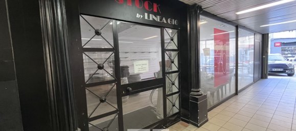 104m² Commercial property in Bastia, France No. 249417 6