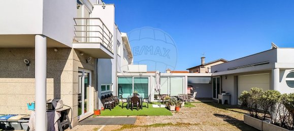 4 Schlafzimmer Haus in Povoa de Varzim, Portugal, Nr. 22063 42