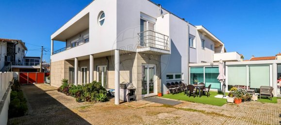 4 Schlafzimmer Haus in Povoa de Varzim, Portugal, Nr. 22063 44