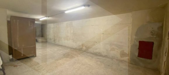 2 rooms Commercial property in Barletta, Italy No. 26617 26