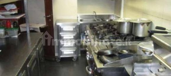 5-Zimmer Gewerbliche Immobilie in Milan, Italy, Nr. 351381 16