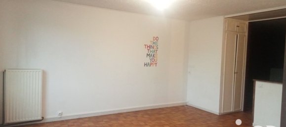 3 bedrooms House in Breteuil, France No. 253446 2