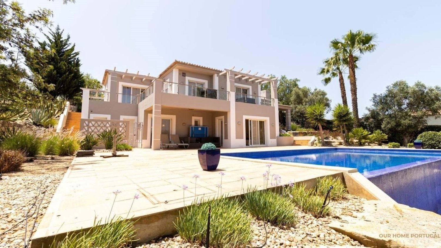 Villa de 3 dormitorios en Lagoa, Portugal No. 153596