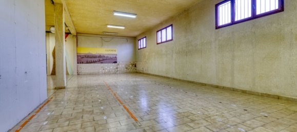 Коммерческая недвижимость с 12 комнатами в Бастия, Франция № 89631 8