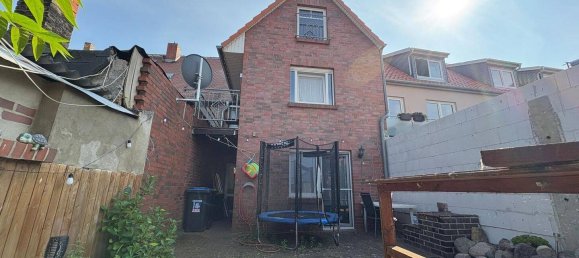 6 rooms Townhouse in Mecklenburgische Seenplatte, Germany No. 257059 4