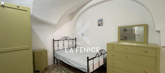 Дом с 2 комнатами в Чистернино, Италия № 131911 13