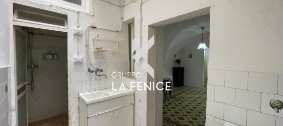 Дом с 2 комнатами в Чистернино, Италия № 131911 22