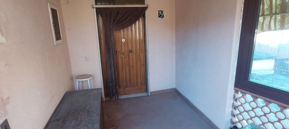 5 rooms Apartment in Spoleto, Italy No. 1860 9