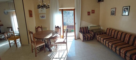 5 rooms Apartment in Spoleto, Italy No. 1860 12