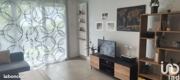 2 chambres Appartement à Viry, France No. 291609 3