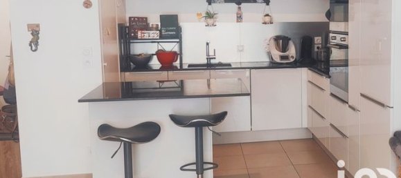 2 chambres Appartement à Viry, France No. 291609 4