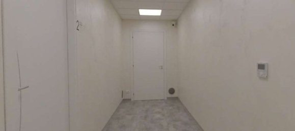 Propiedad comercial en Trofarello, Italy 247 m² No. 13344 6