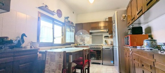 4 rooms House in Treviso, Italy No. 52321 10