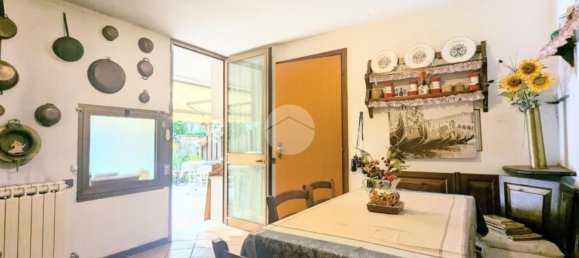 4 rooms House in Treviso, Italy No. 52321 6