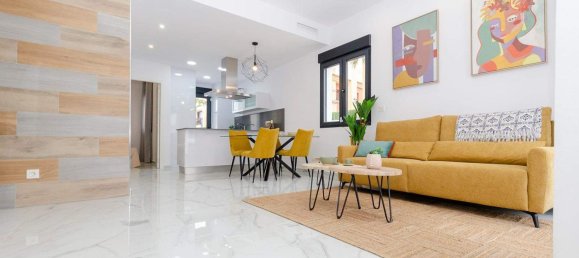 3 bedrooms Villa in Torrevieja, Spain No. 286865 2